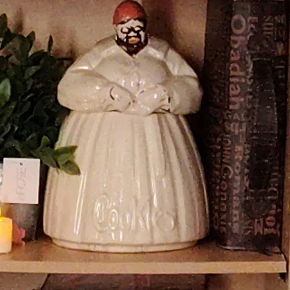 Ceramic Cookie Jar with Red Hat Aunt Jamima 1940 McCoy - Picture 2 of 2